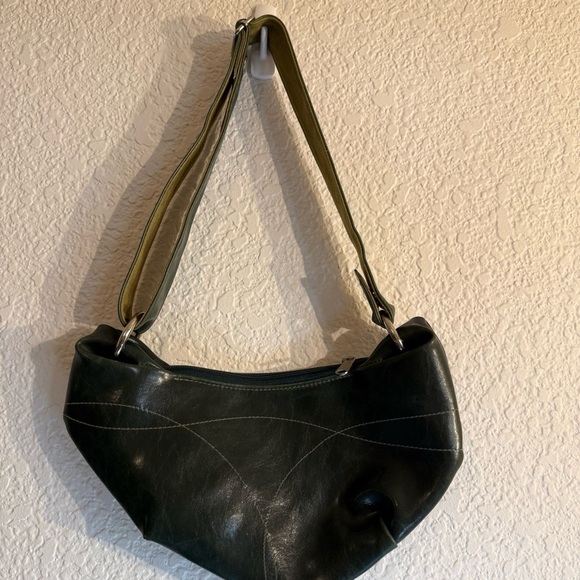 Crystalyn Kae forest green vegan leather shoulder sling handbag/purse. - Picture 4 of 12